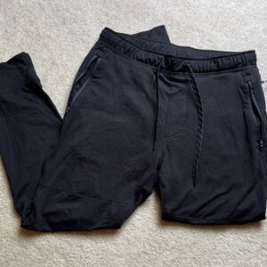 American Eagle Training Men's Black Jogger Pants - Small
